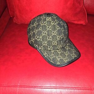 Gucci baseball cap